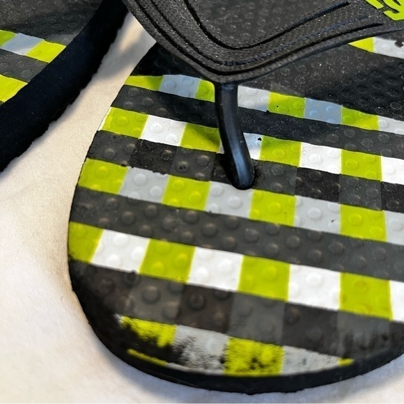 DC green and black flip flops men’s size 11 - Picture 10 of 10
